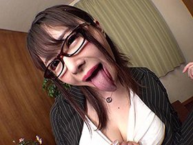 SUPER FISHEYE FETISHISM 迫力興奮蜜写 OLスーツムチムチ肉感ドエロBODY 辻井ほのか サンプル動画サムネイル